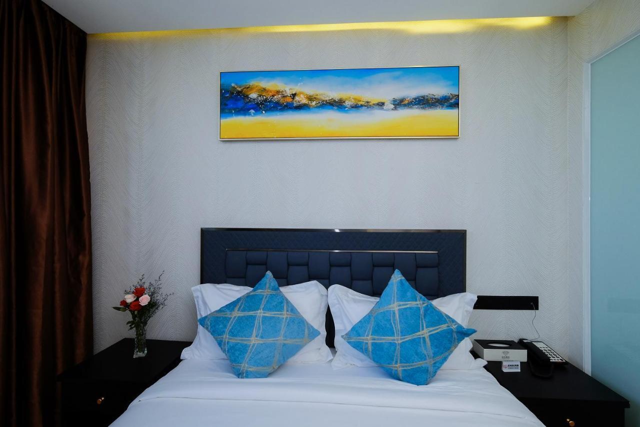 Diamond Hotel Thu Dau Mot Esterno foto